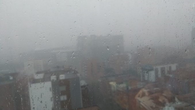 Así se ve el fuerte aguacero desde Envigado