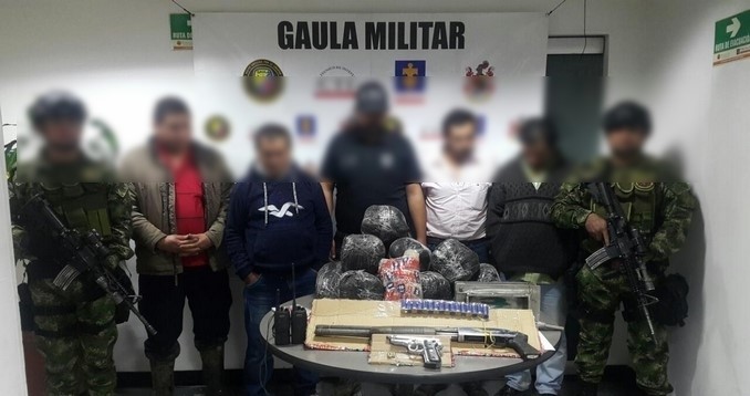 En las goteras de Bogotá las autoridades hallaron un centro móvil de producción de cocaína