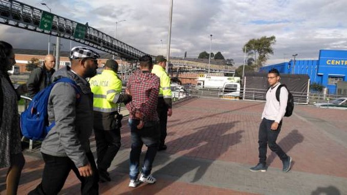 Once personas han muerto este año por tratar de colarse en el Transmilenio