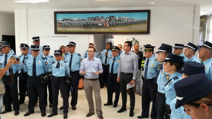 Con 'cultas' las autoridades de tránsito de Medellín premian a los conductores ejemplares