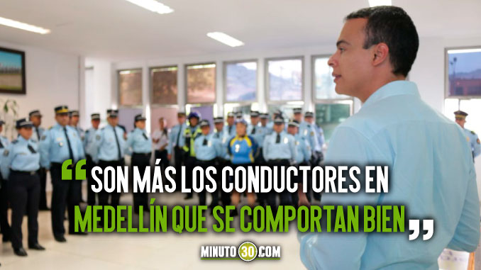 VIDEOS Y FOTOS: Con ‘cultas’ las autoridades de tránsito de Medellín premian a los conductores ejemplares