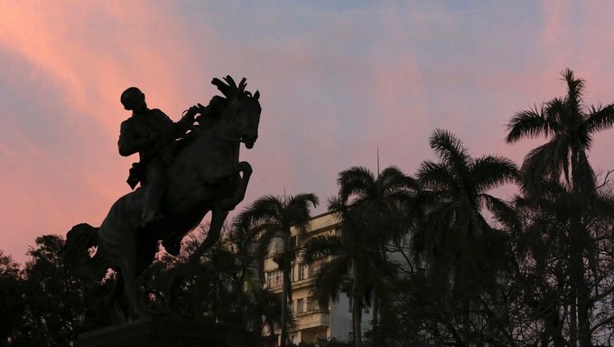 Estatua del prócer cubano José Martí en la Habana, réplica exacta de una ubicada en el Parque central de Nueva York. EFEArchivo