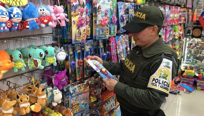 juguetes mercancía de contrabando