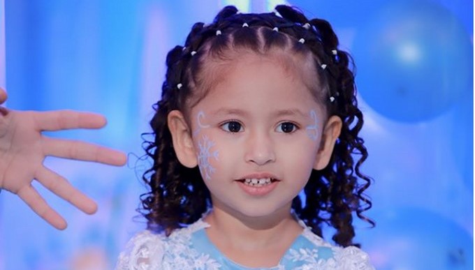 Paula Elena Díaz, mejor conocida como "La Purri", la hija menor del fallecido cantante Martín Elías/ Tomada de Instagram: @dayanajaimes55