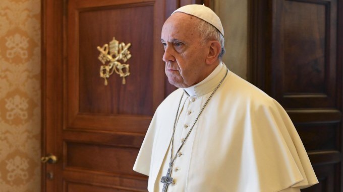 El Papa pide a los políticos que sean responsables ante desafíos como la inmigración