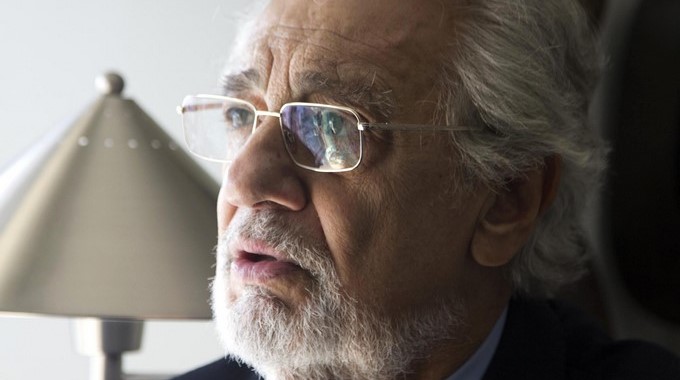 Fotografía del 11 de mayo de 2018 del tenor español Plácido Domingo durante una entrevista con Efe en la Escuela de Música de Manhattan en Nueva York (EE.UU.). EFE