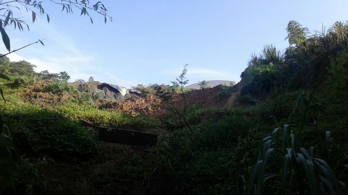 Cierre en vía de Fredonia por pérdida de banca