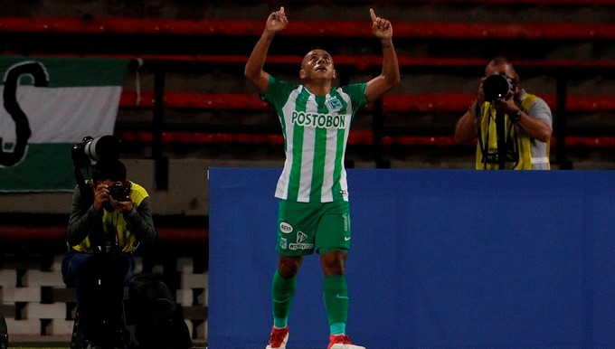 La razón por la que Vladimir Hernández se volvió tendencia al terminar el partido de Perú