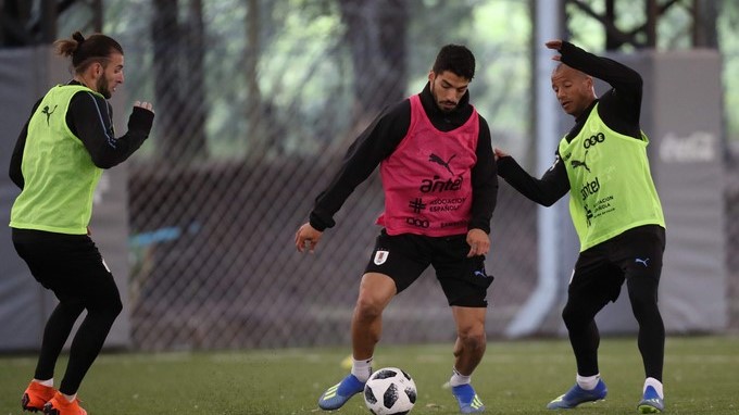 Lodeiro, Valverde y Ramírez, fuera de los 23 convocados por Uruguay