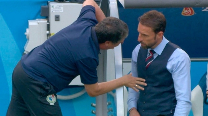 VIdeo: El ‘Bolillo’ Gómez le habría pedido al técnico de Inglaterra bajar la intensidad de juego luego del 5-0