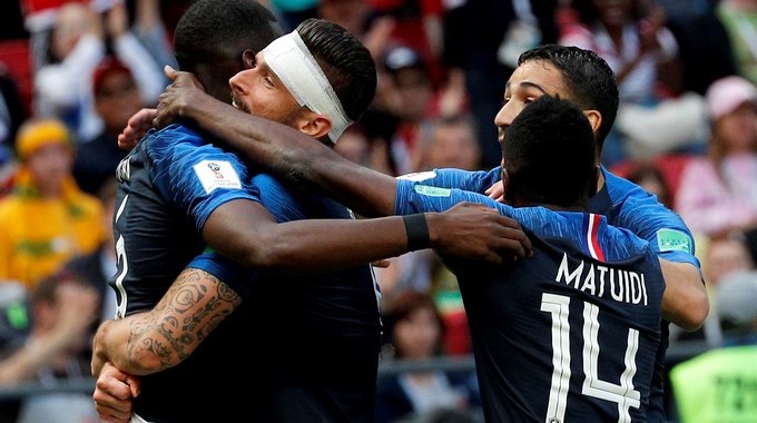 Seis cambios en Francia para enfrentar a Dinamarca: alineaciones