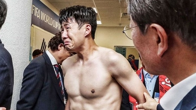 Vídeo: Heung-Min Son no pudo contener las lágrimas luego de perder ante México debido a que su carrera futbolística está en juego