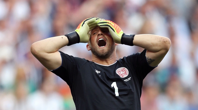 Foto: El portero danés Kasper Schmeichel está harto de que le pregunten por su padre y así lo publicó en Twitter