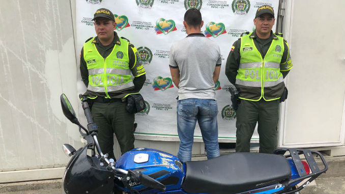 FOTOS: Tres capturados y cuatro motos recuperadas dejaron procedimientos de la policía 1 Moto_Robada_1