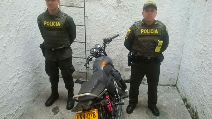 FOTOS: Tres capturados y cuatro motos recuperadas dejaron procedimientos de la policía 5 Moto_Robada_3