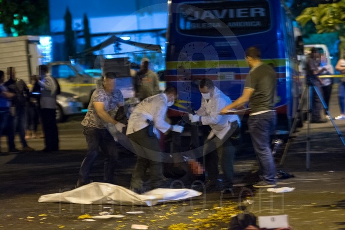 FOTOS: Un joven fue asesinado a tiros en el barrio Santa Rosa de Lima 9 Muerto Santa Rosa de Lima Comuna 13 8