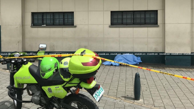 Muerto__Policlinica_2