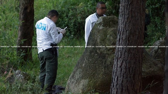 FOTOS: Mujer fue brutalmente asesinada en zona boscosa del barrio Machado en Bello 9 Mujer_asesinada_Bello_5.jpg