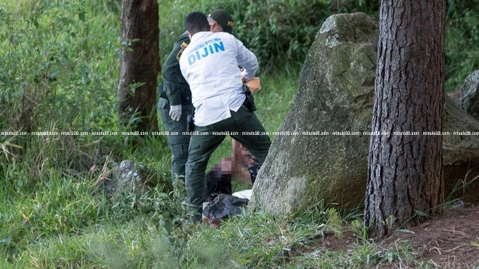 FOTOS: Mujer fue brutalmente asesinada en zona boscosa del barrio Machado en Bello 12 Mujer_asesinada_Bello_7.jpg