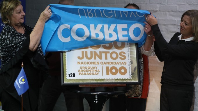 Uruguay lanzó un sello para impulsar la candidatura conjunta al Mundial 2030