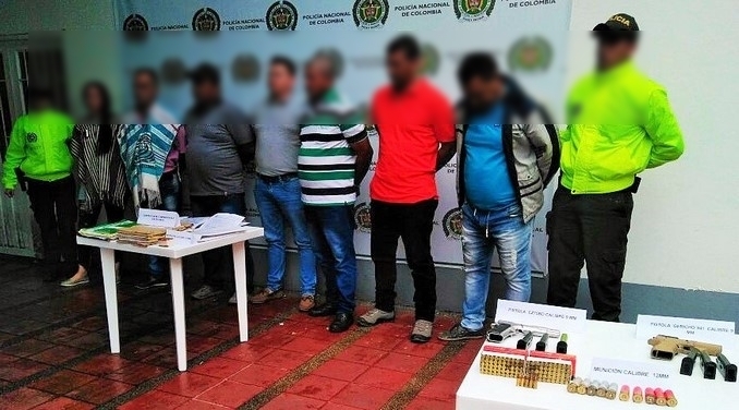 Siete asegurados por integrar organización señalada de urbanización ilegal en el Meta