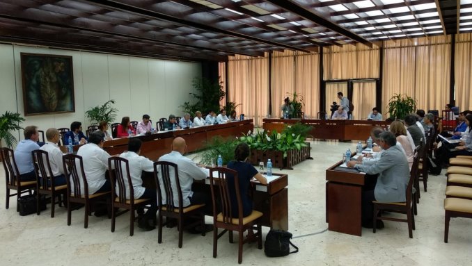 Delegaciones de paz Gobierno y Eln