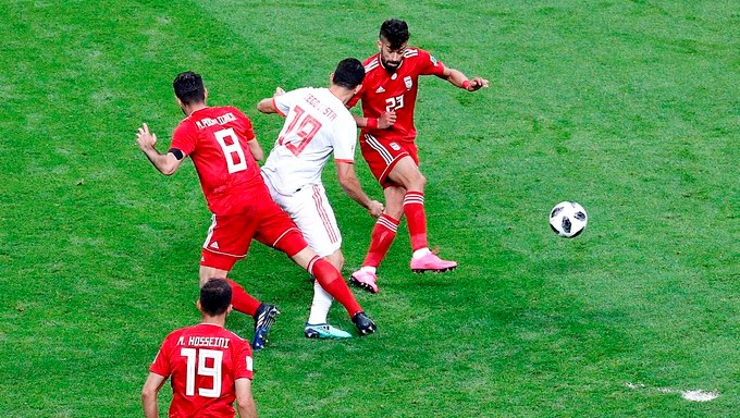 Irán sometió a España a un examen de paciencia que solo superó por Diego Costa