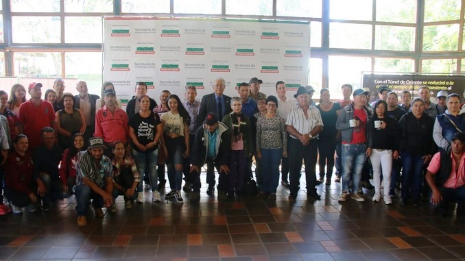 FOTOS Y AUDIO: En Rionegro se realizó el lanzamiento del esquema BanCO2 – Túnel de Oriente 1 Este martes se realizó el lanzamiento del esquema BanCO2 – Túnel de Oriente