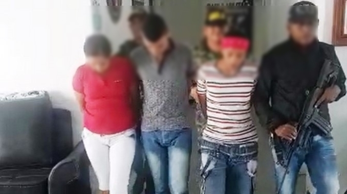 Asegurados un hombre y dos mujeres en Medellín por exigirle dinero a un sacerdote para no publicar videos íntimos