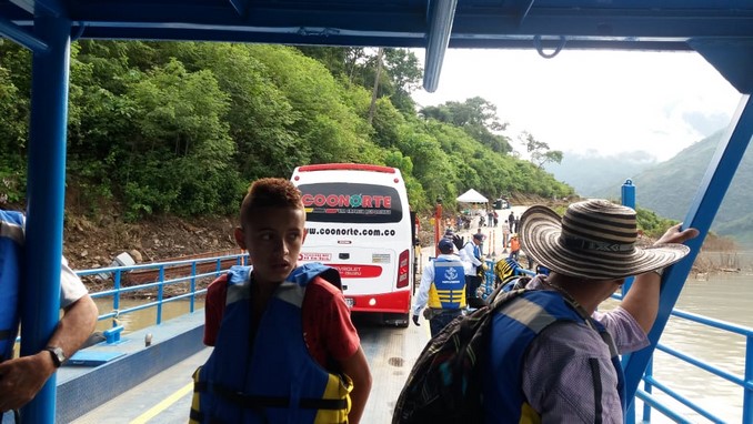 El ferri en Hidroituango ya está prestando servicio a la comunidad