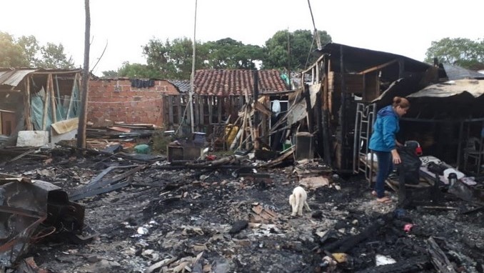 Nueve viviendas destruidas, el saldo que dejó un incendio en Jamundí