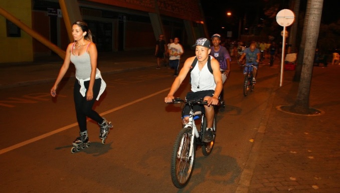 ciclovía nocturna Inder