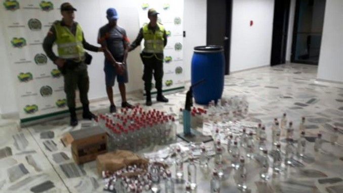 Hallaron sitio donde fabricaban licor adulterado en Buenaventura. Un hombre fue capturado