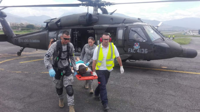 Niño mordido por serpiente en Urrao, Antioquia, fue trasladado en helicóptero de la Fuerza Aérea a Medellín 1 menor trasladado por mordedura serpiente