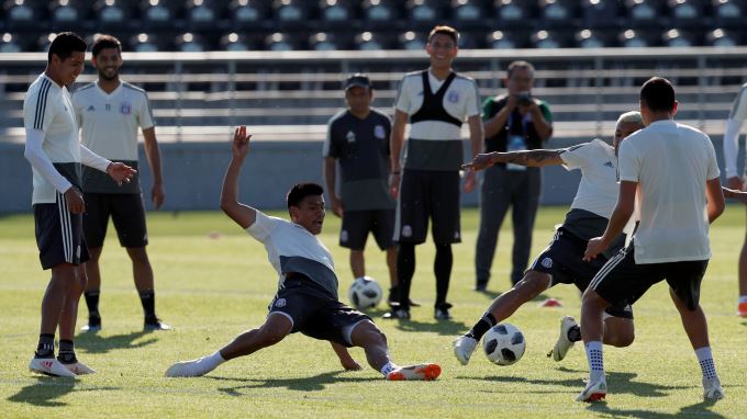 México repite equipo por primera vez en 50 partidos, Suecia con los mismos