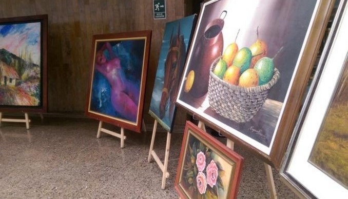 Autoridades incautaron más de $860 millones y 34 obras de arte del 'Loco Barrera'