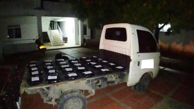 Capturaron a pareja que transportaba base de coca en un vehículo en Putumayo