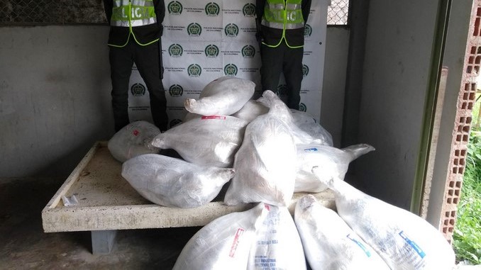 FOTOS: 800 kilos de pescado incautaron las autoridades en Bahía Solano