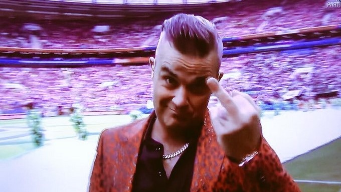 Fotos. Ya se ganó la primera crítica en plena inauguración del Mundial