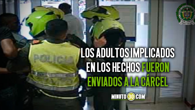 Una valiente patrullera, entre los policías que lograron frustrar el robo a banco en La América