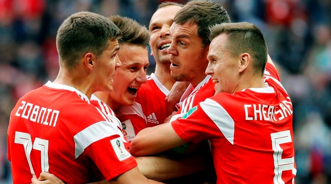 En fotos. Con goleada se estrenó Rusia en el Mundial