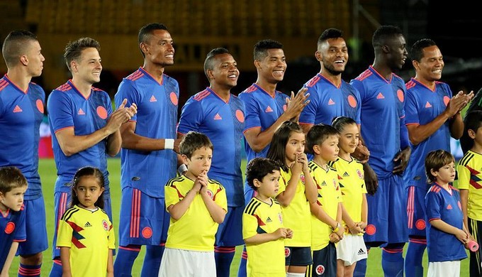 Desde la 'pinta' intentará la 'Sele' ir con otra cara ante Polonia 2 seleccion colombia azul Copiar