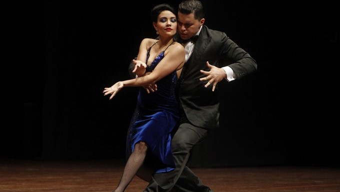 El encanto del baile mantiene la vitalidad del Festival de Tango de Medellín