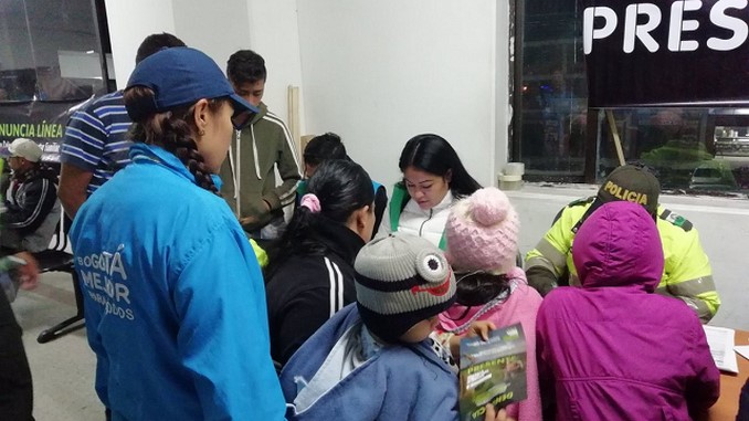 VIDEO Y FOTOS: En Bogotá rescataron a 57 niños que eran explotados laboralmente 2 En Bogotá rescataron a 57 niños que eran explotados laboralmente