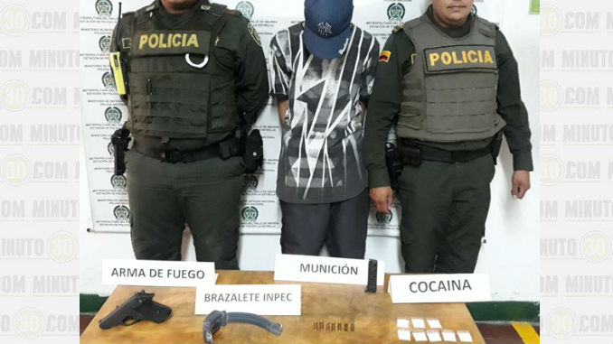 Armado, con droga y brazalete del Inpec lo capturaron en La Estrella 2 Capturado_La_Estrella