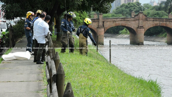 Cuerpo_Rio_Medellin_6