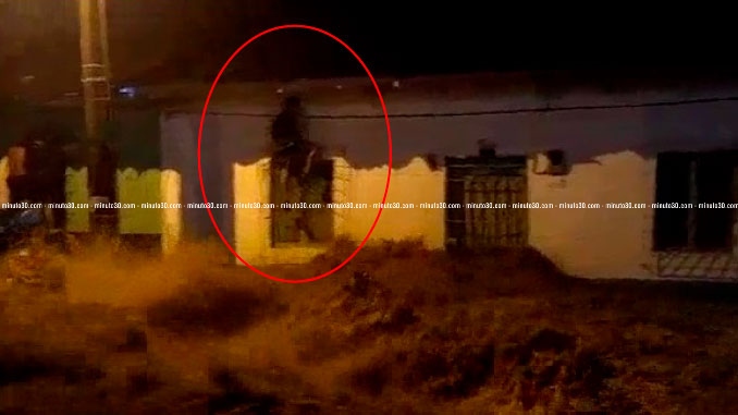 VIDEO: Hasta subidos en las ventanas escaparon de la furia del agua en Cisneros