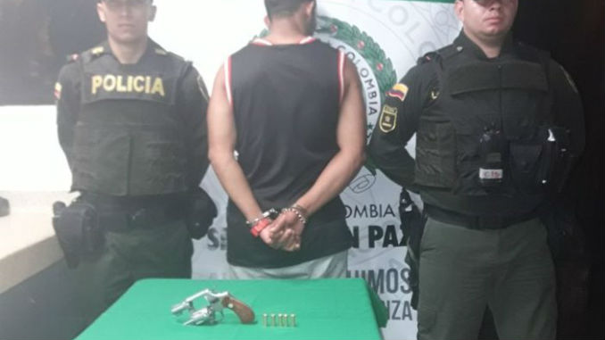 FOTOS: Tres hombres fueron capturados con armas en su poder 3 Porte_ilegal_2