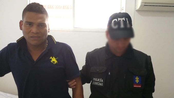 Jorge Luis Nisperusa Barrios, alias Tití o Manotas