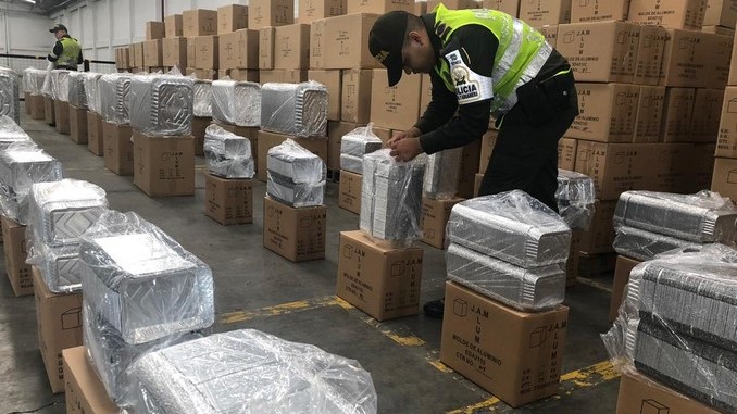 Así incautaron las autoridades cinco toneladas de aluminio de contrabando en el Valle